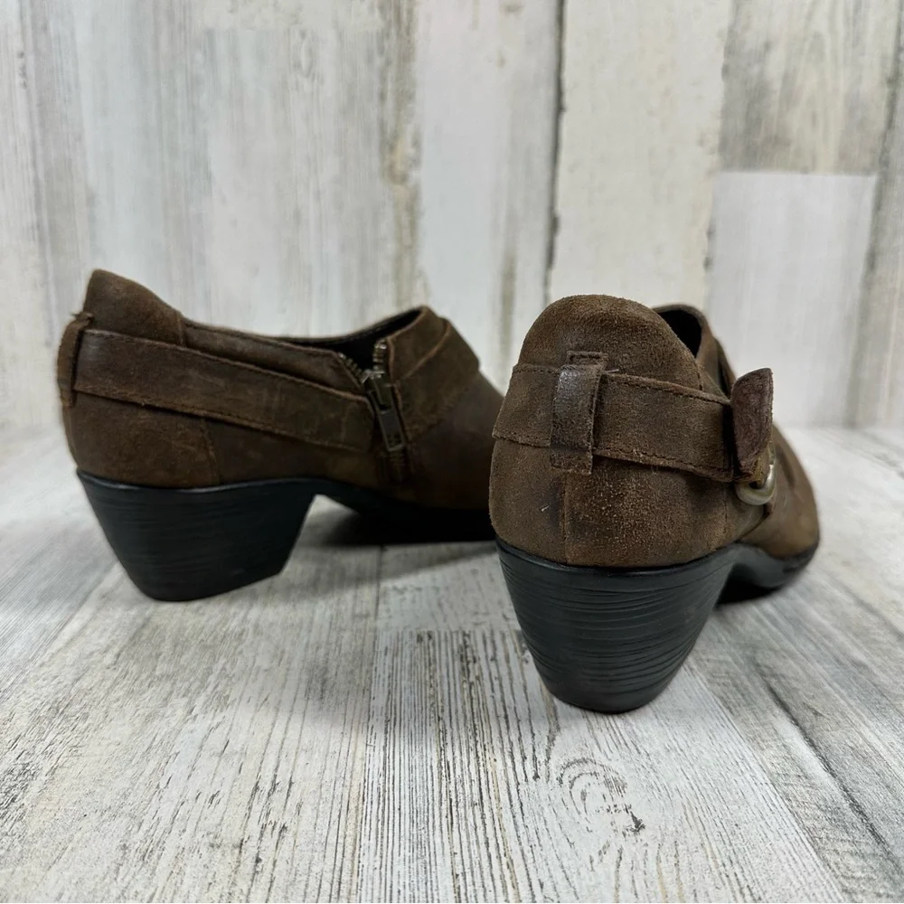 Born‎ Zowy Tobacco Brown Harness Ankle Booties #800